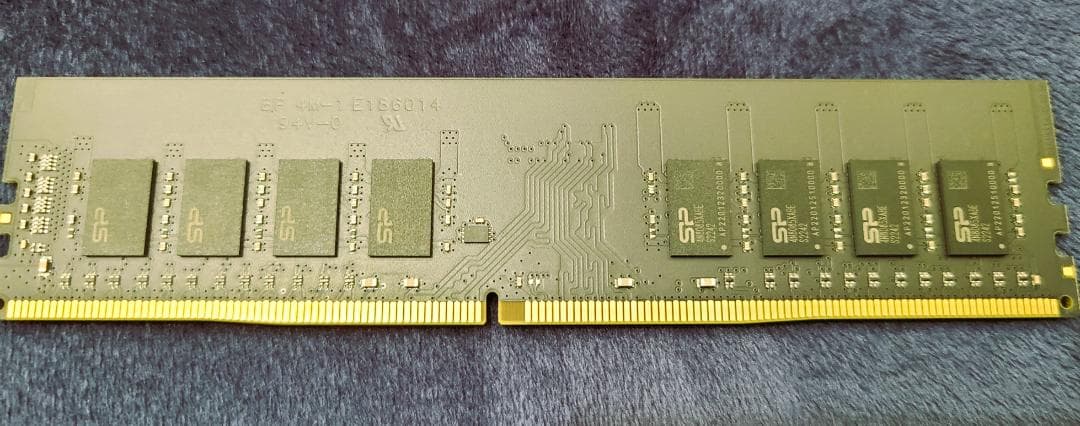 シリコンパワー 16GB❖DDR4-2666 デスクトップ用メモリ　1枚