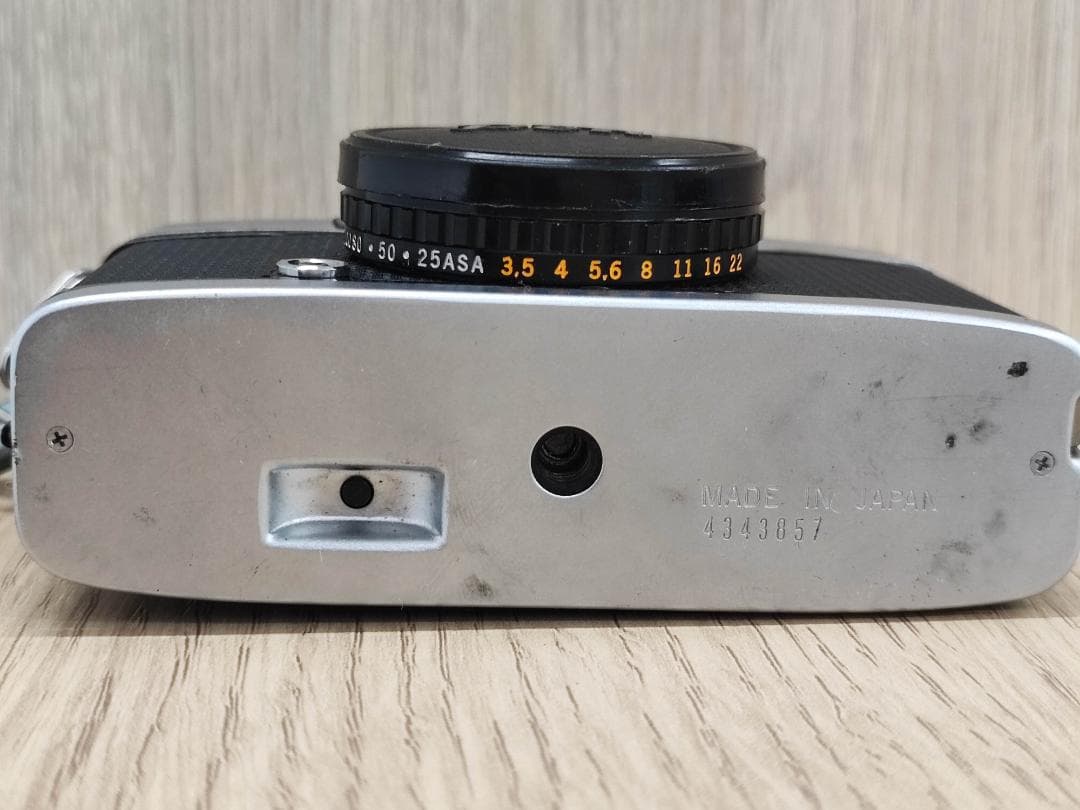 Olympus Pen EE-3 フィルムカメラ 稼働未確認