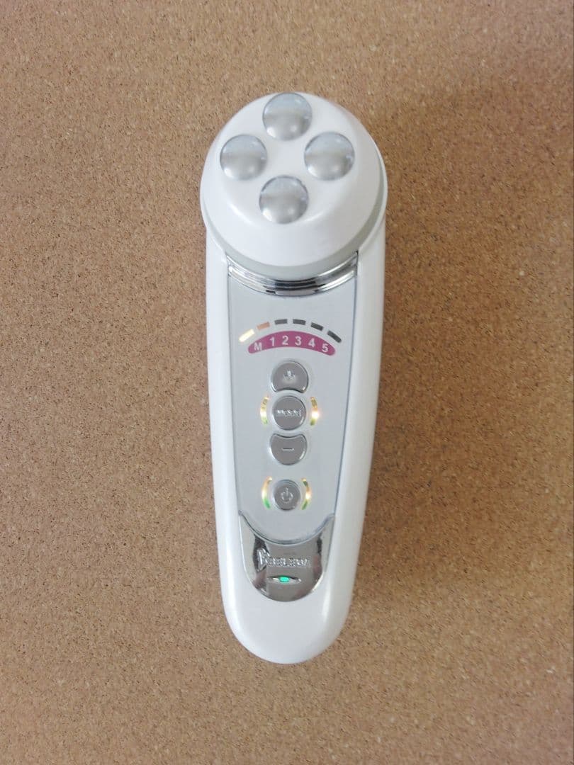 ベレガ　セルキュア　CELL CURE 4T+ フェイスケア 美顔器