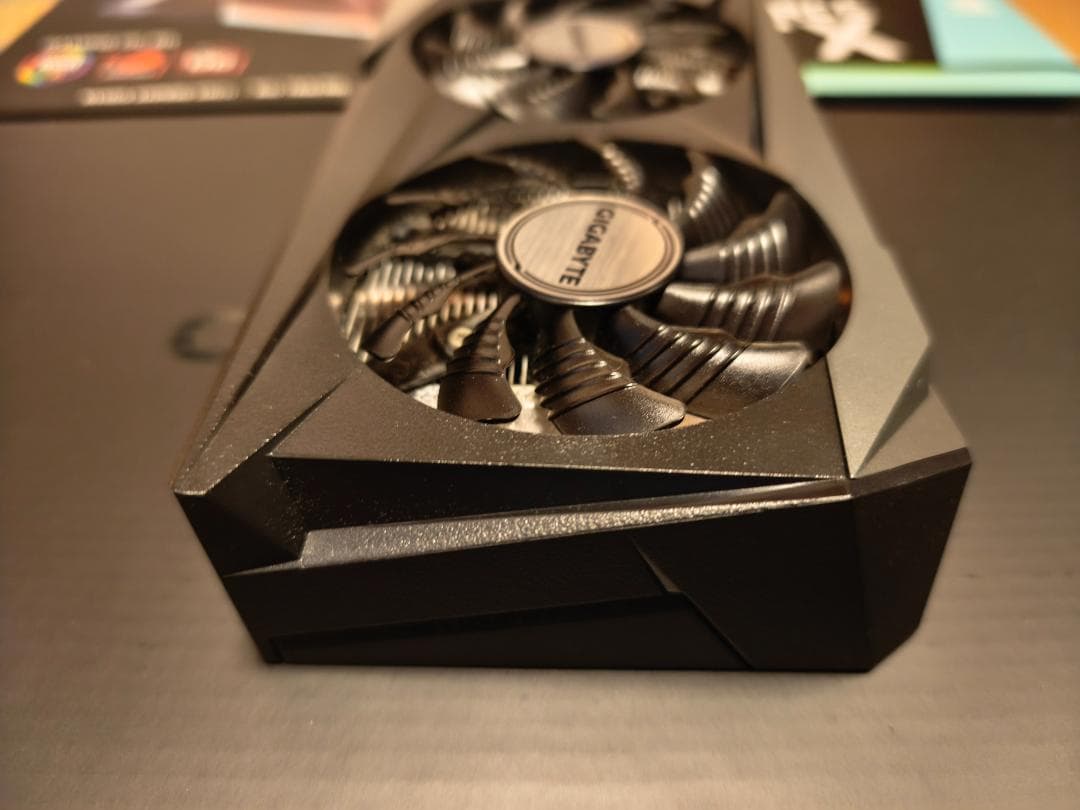 グラフィックボード・グラボ・ビデオカード GIGABYTE GEFORCE RTX 3050 GAMING OC 8GB