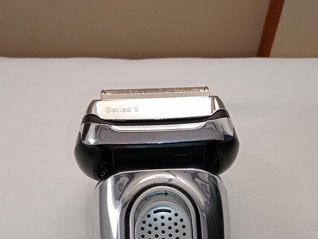 Braun Series 9 ジャンク 電気シェーバー 9375cc-V 洗浄機