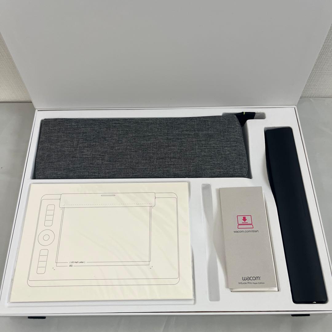 Wacom Intuos Pro PTH-660/K0 ペンタブレット Mサイズ