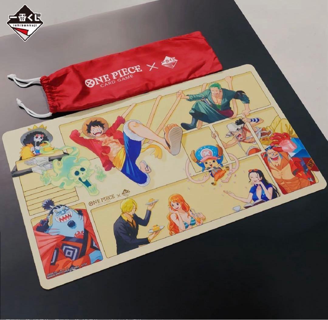 ONE PIECE プレイマット & ケース