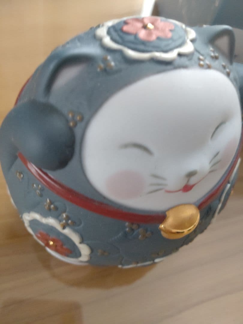 リヤドロ招き猫