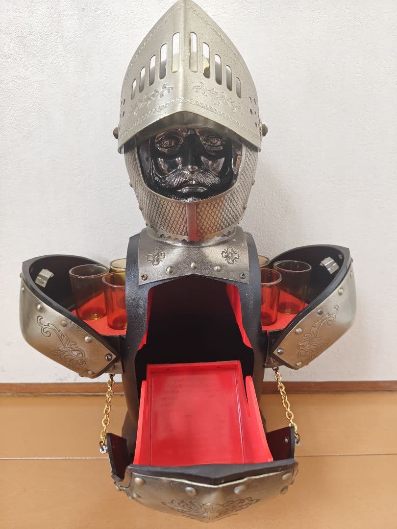 西洋甲冑グラスホルダー