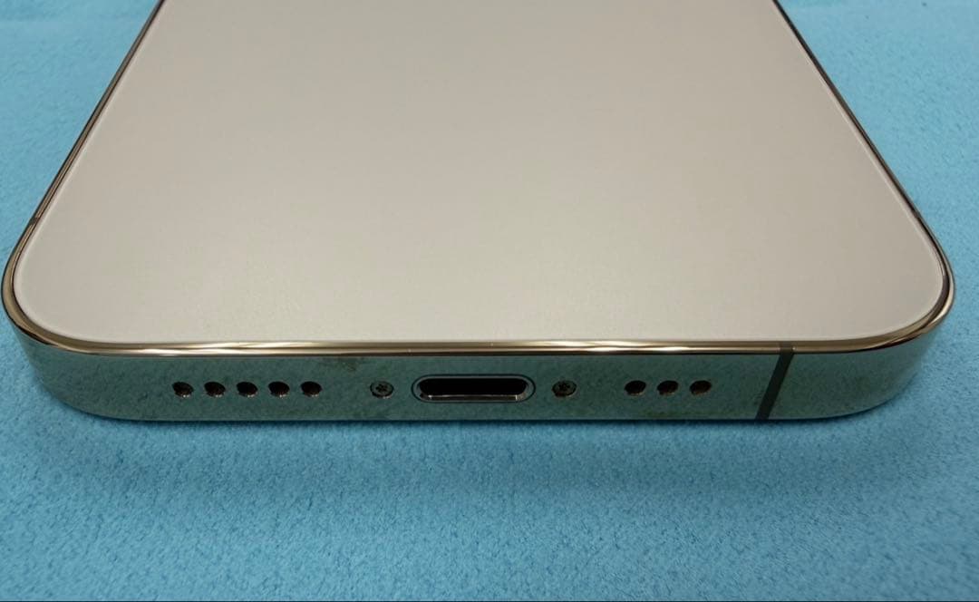iPhone12pro 256GB SIMロックなし　ゴールド　美品