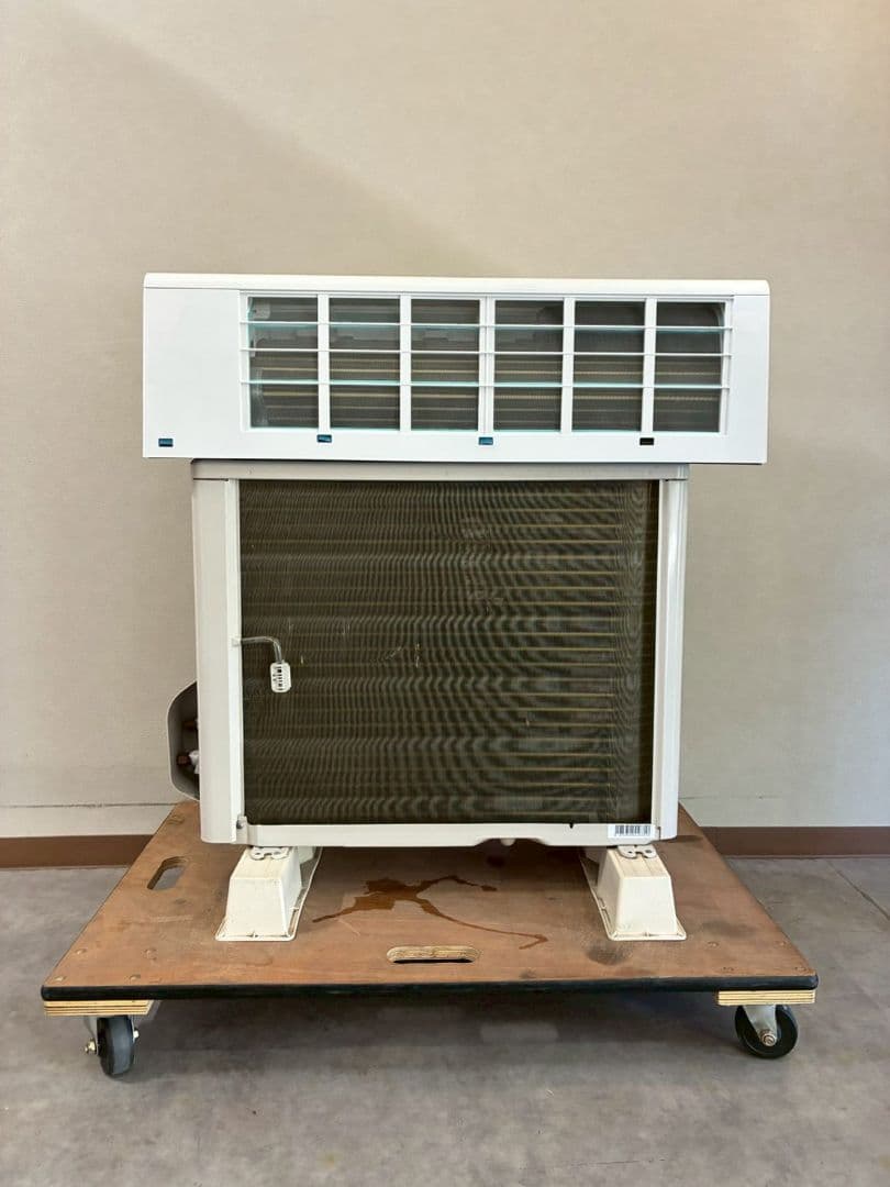 2196 東芝【RAS-J221PBK】2022年製 6畳 エアコン 中古