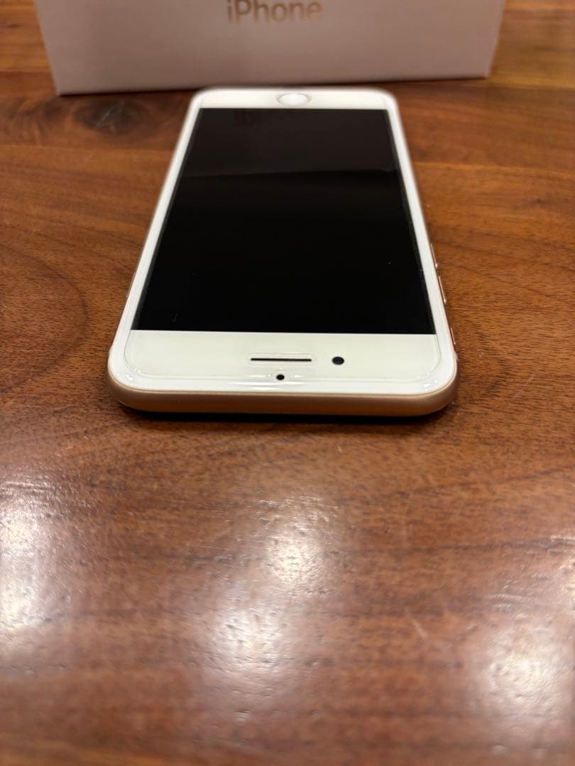 iPhone8 美品 ゴールド SIMロック解除 純正イヤホン付