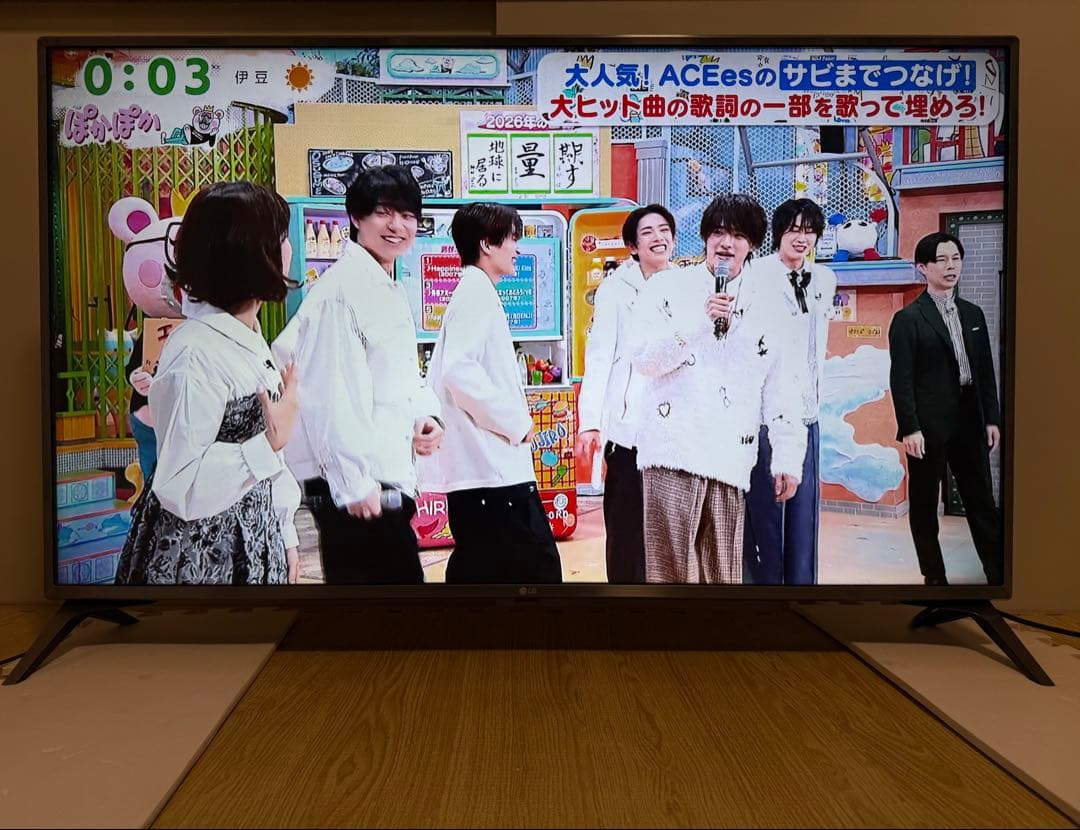 LG 49UJ6100 49インチ　2017年製　⭕️ 4K液晶ネット動画テレビ