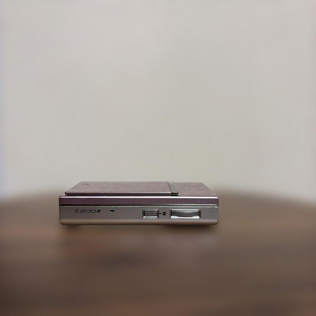 【オールドコンデジ】 FUJIFILM FinePix Z200fd