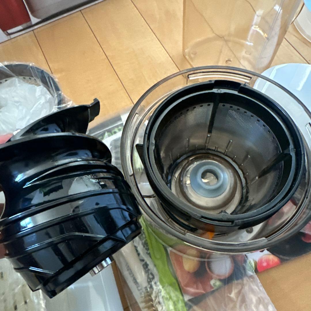 Hurom Slow Juicer ホワイト