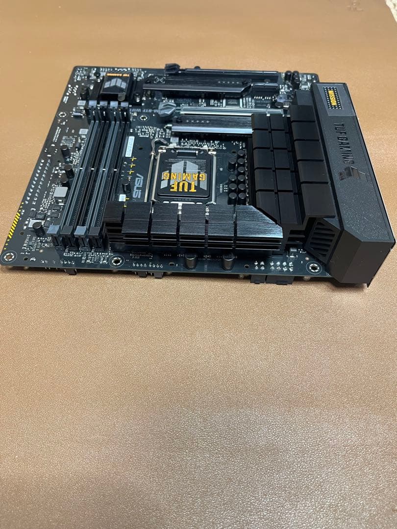 ASUS B760M-BTF WIFI D4 マザーボード