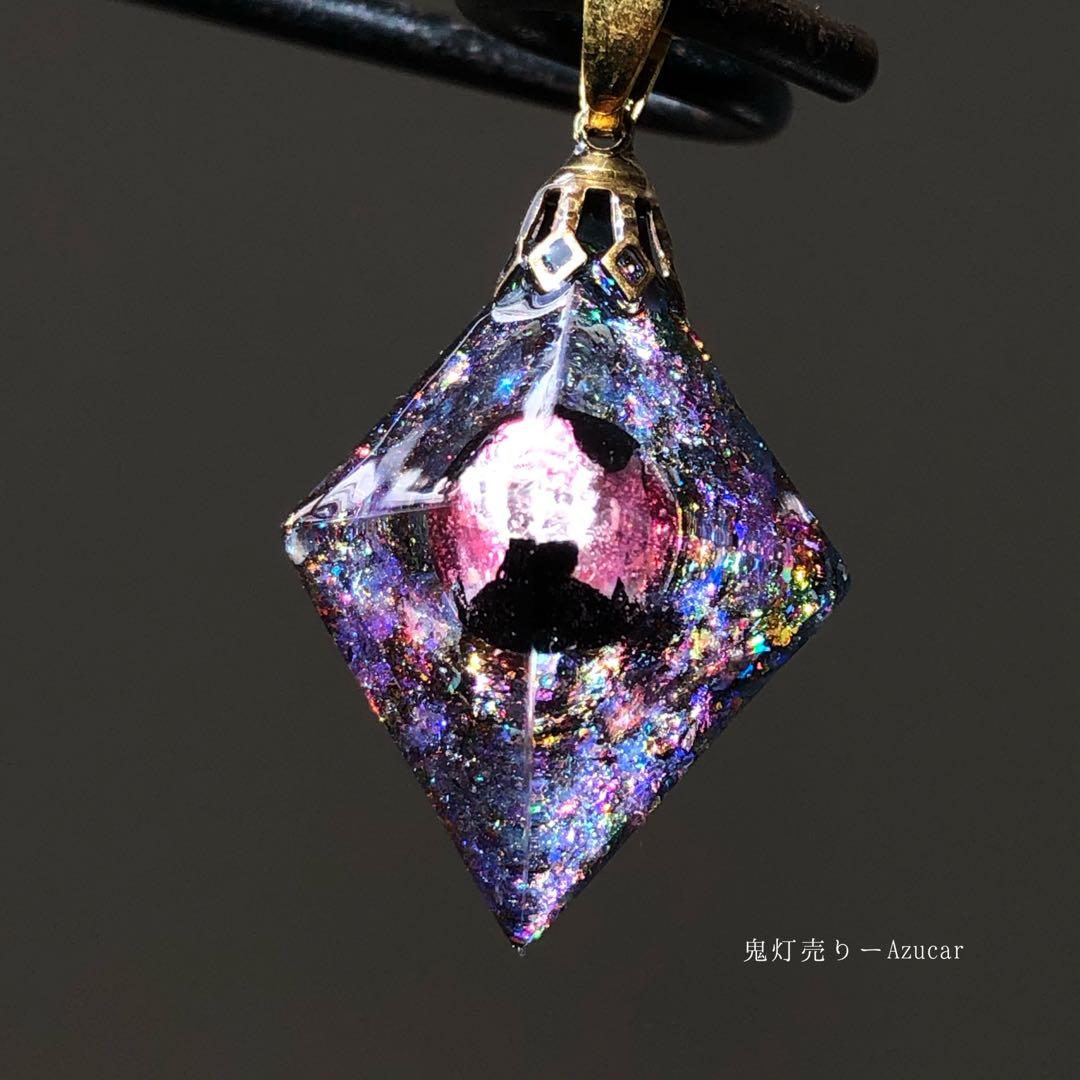 桜世界への入り口。 オルゴナイト　宇宙レジン　蓄光ネックレス