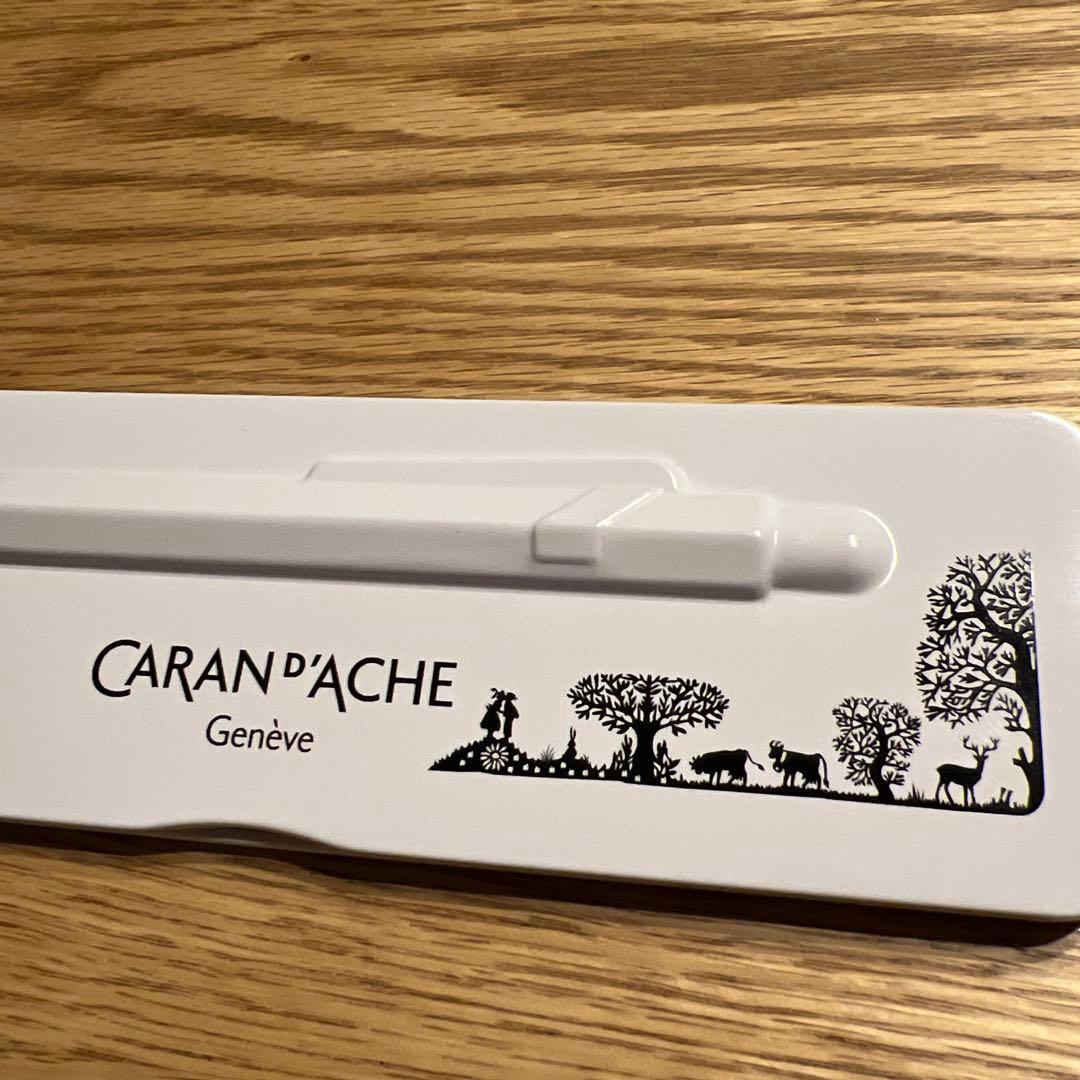 CARAN D'ACHE ボールペン 専用ケース付き