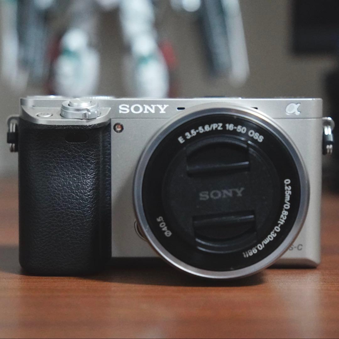 SONY α6000 レンズキット バッテリー2個 英語変更可