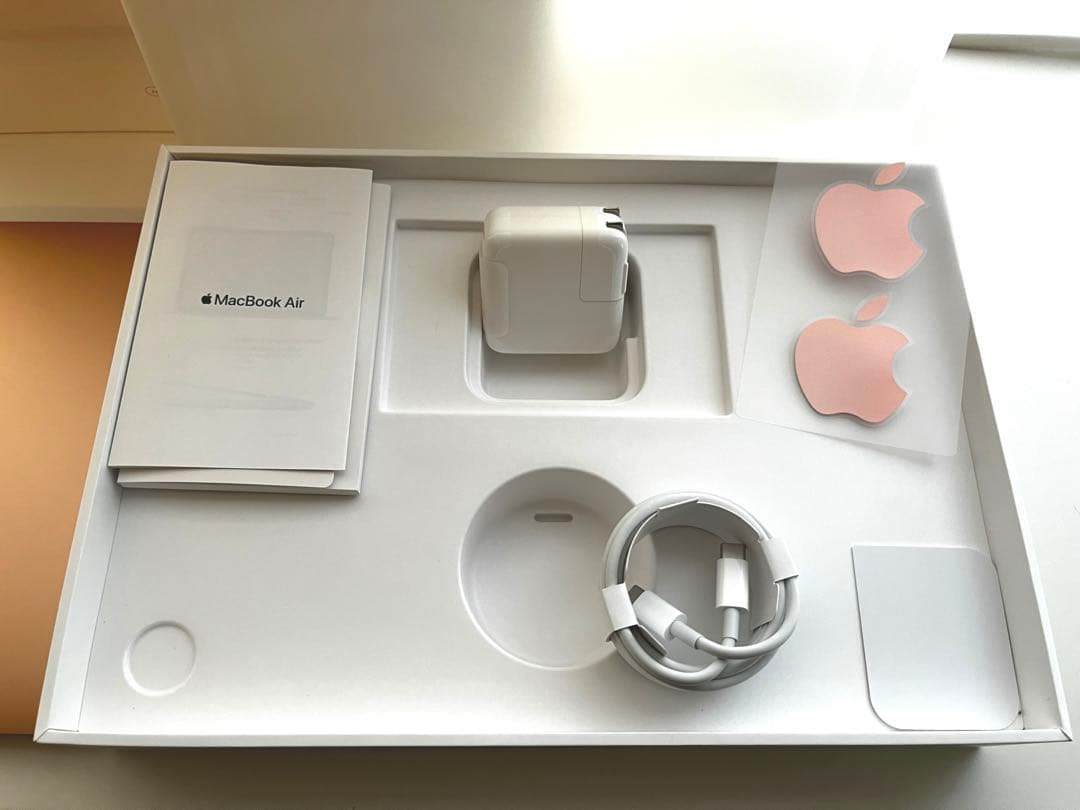 MacBook Air 2019 i5 8GB 256GB 箱付 付属品有 RG