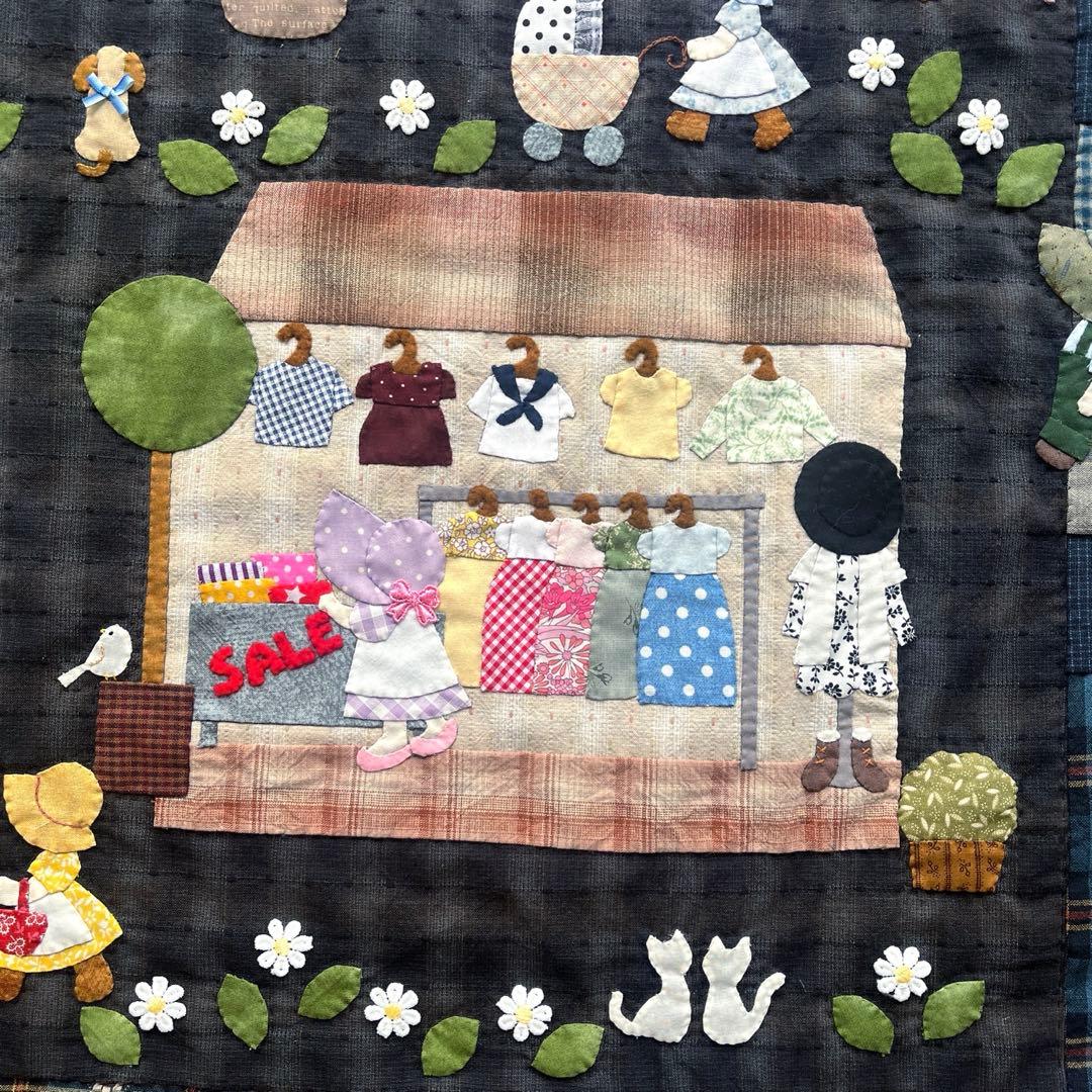パッチワークタペストリー　スーちゃん　ハンドメイド　キルト