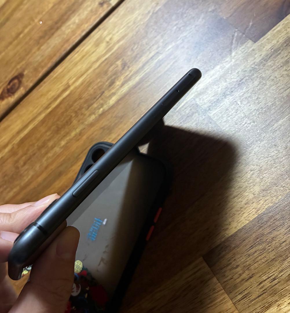 美品 iPhone11 128GB 海外版 SIMフリー