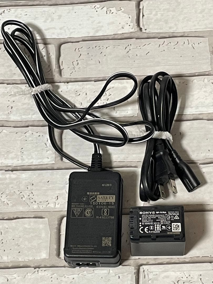 【中古】SONY 4K FDR-AX45 &SONYバッグ付　ビデオカメラ本体