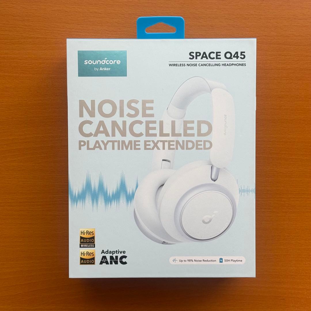 【新品】soundcore q45 ワイヤレスヘッドホン ホワイト ケース付き