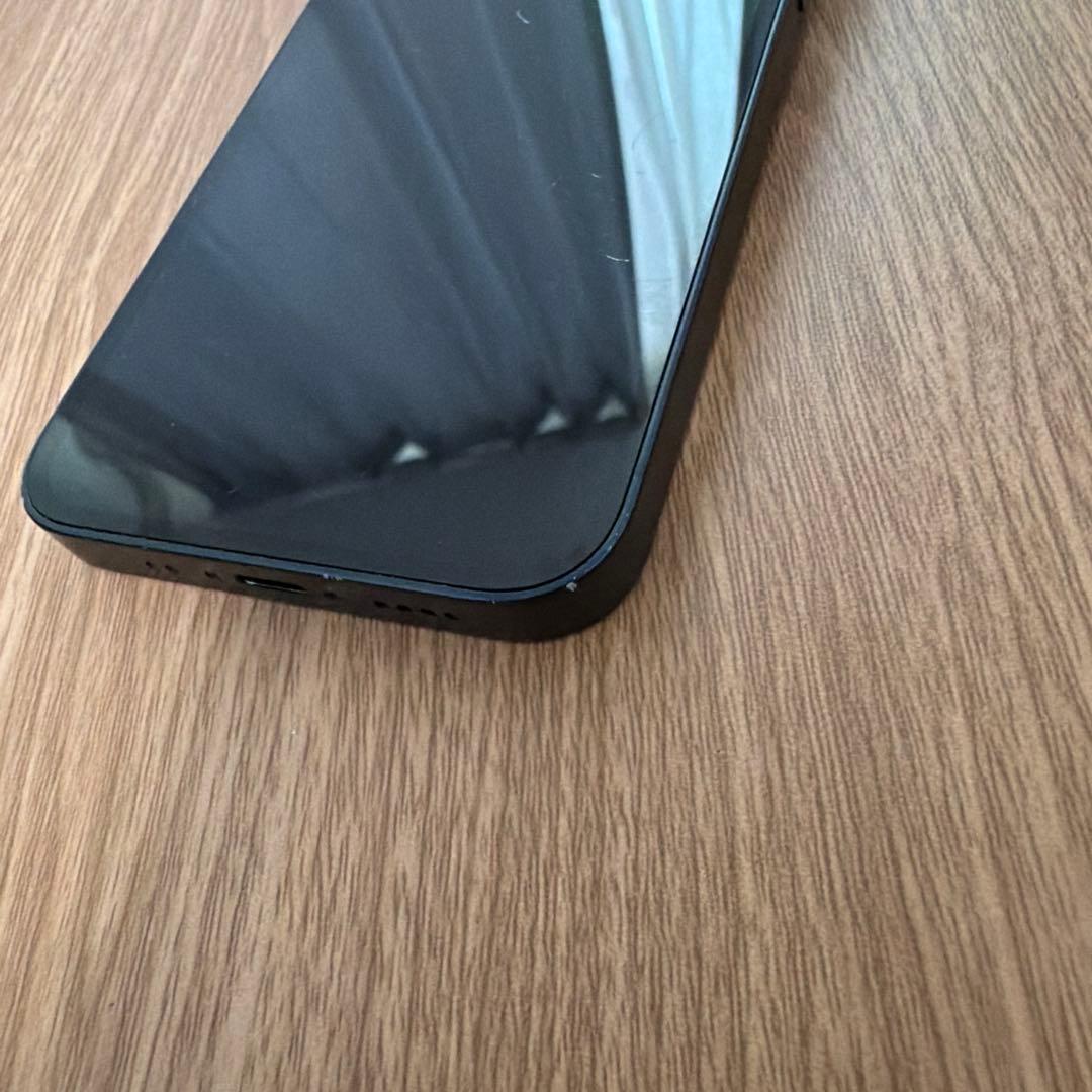 iPhone13mini ミッドナイト 128GB 背面割れあり、動作問題無し