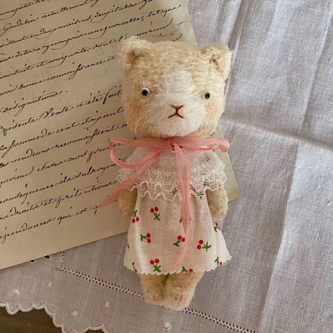 仔猫ピーナッツちゃん アーティストベア ぬいぐるみ 海外作家様 ハンドメイド