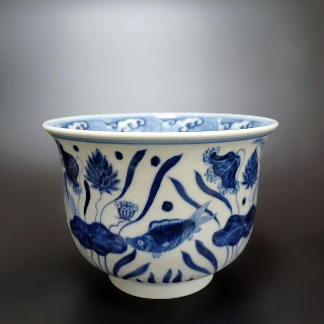 明　染付け魚藻文鉢　中国古美術