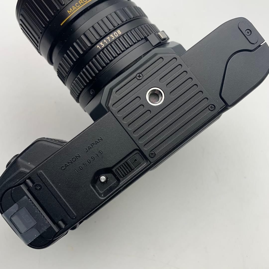 Canon キャノン T70 フィルム一眼レフカメラ ストロボ付き