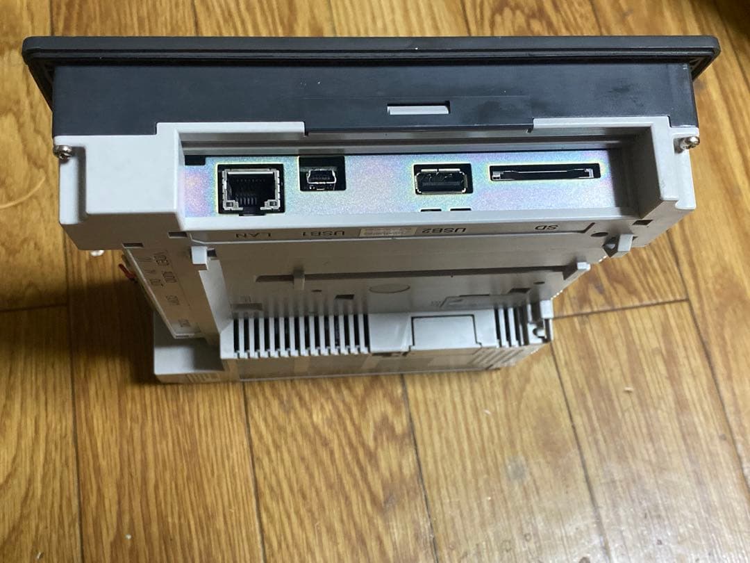 D6C002 IDEC HG3G-8JT22TF-B プログラマブル表示器保証付