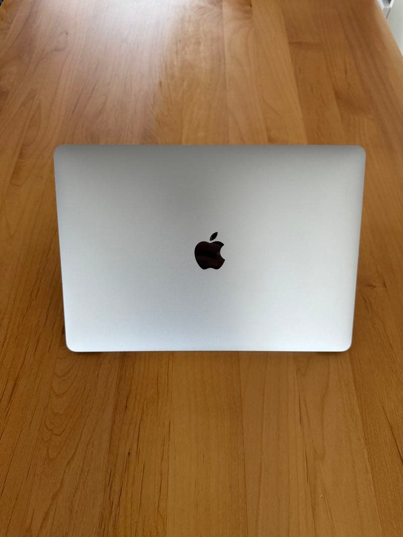 MacBook Pro 2018 13インチ 16GB 256GB US