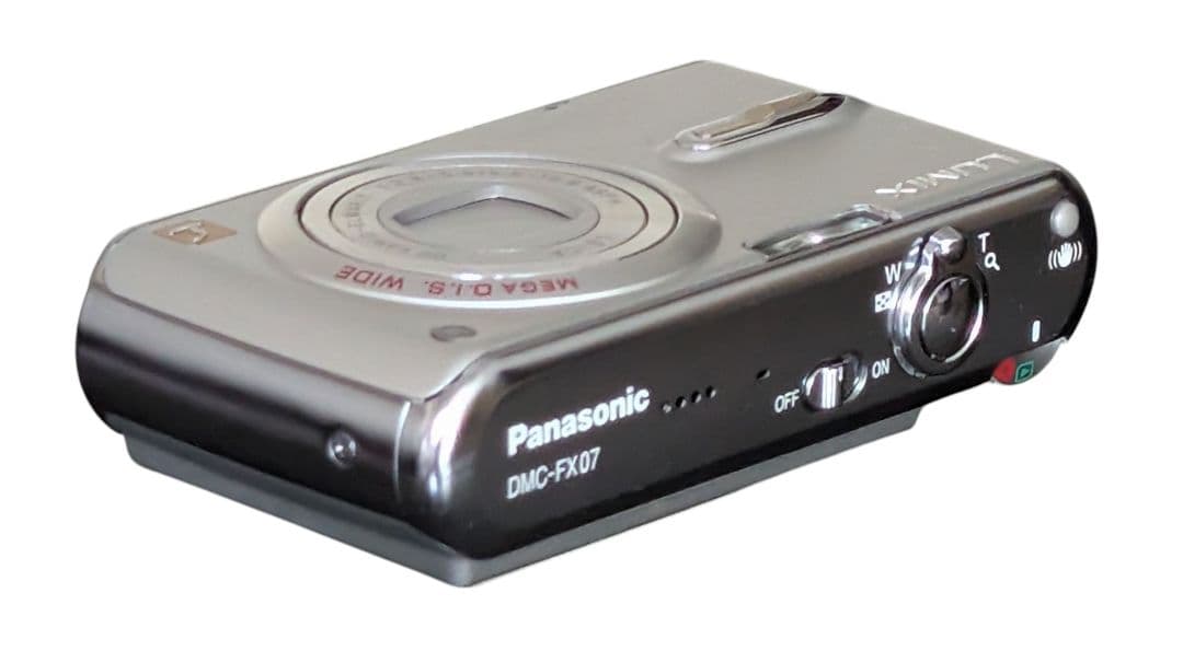 Panasonic LUMIX DMC-FX07 コンパクトデジタルカメラ