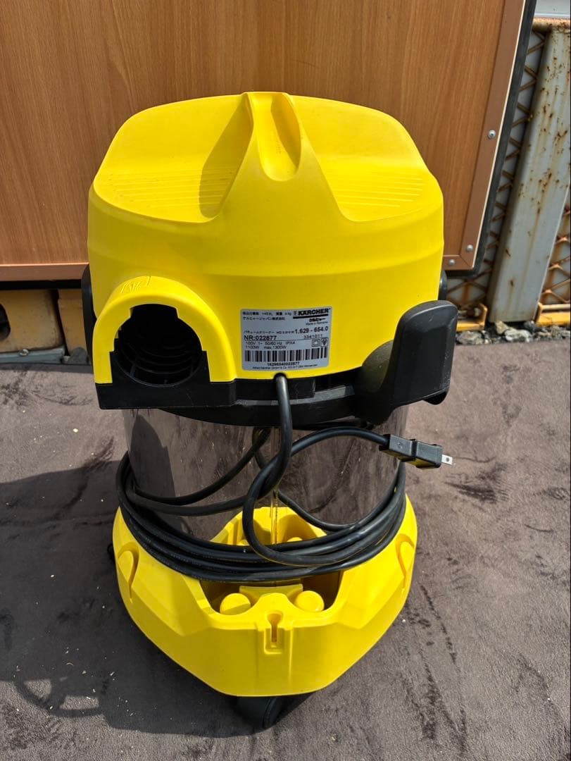 ケルヒャー乾湿両用バキュームクリーナー WD3.310M