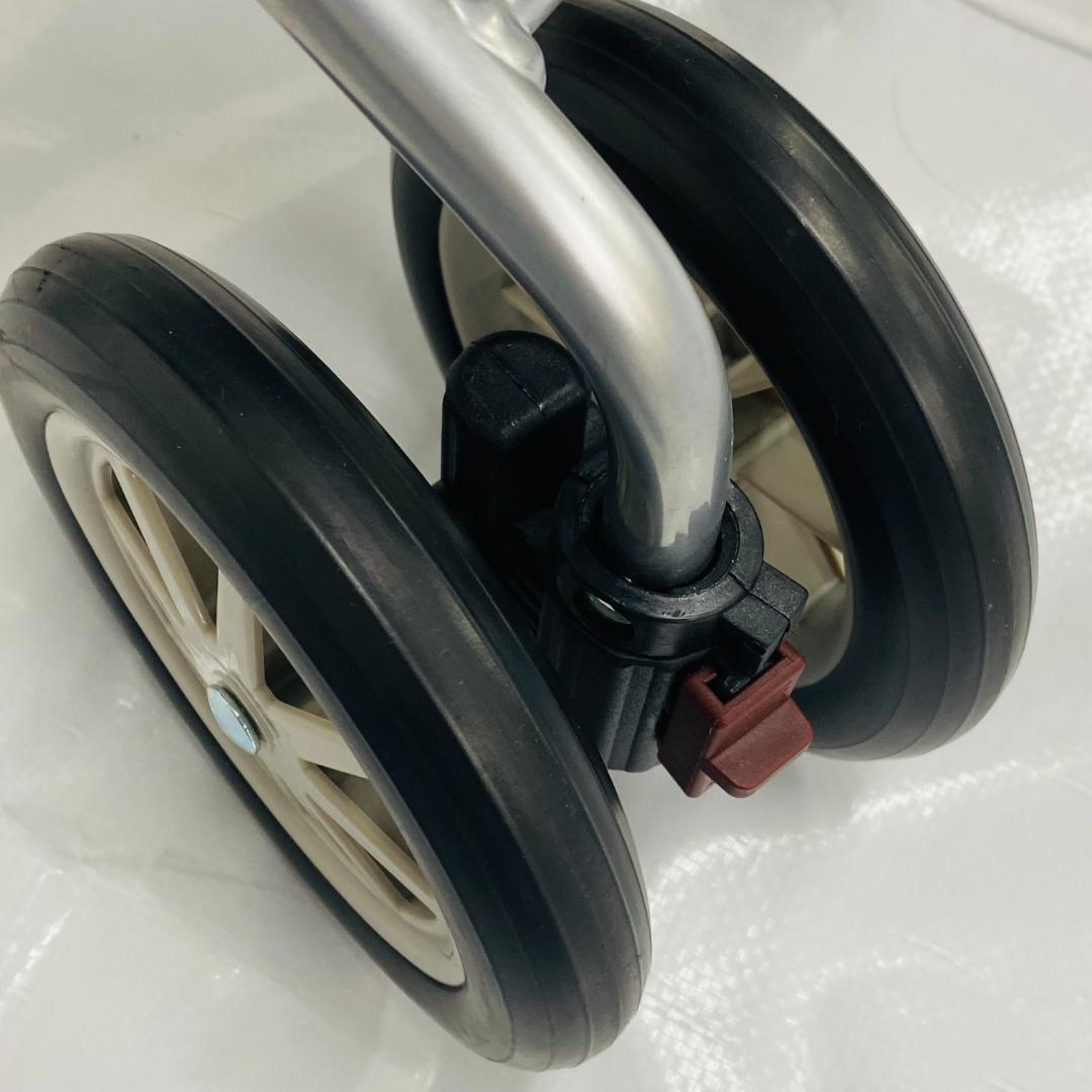 美品*　未使用*　幸和製作所　TacaoF　シルバーカー　ボクスト　SIST02