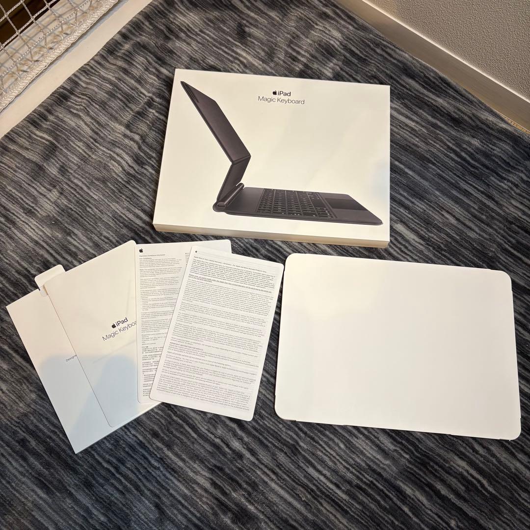 【極美品】Apple 純正　Magic Keyboard 11インチ用　日本語