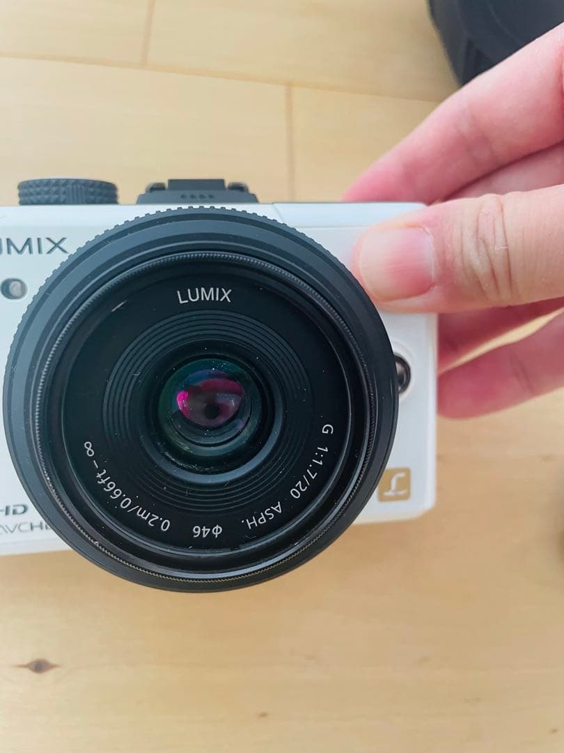 LUMIX Gシリーズ デジタル一眼レフカメラ　DMC GF1 中古品