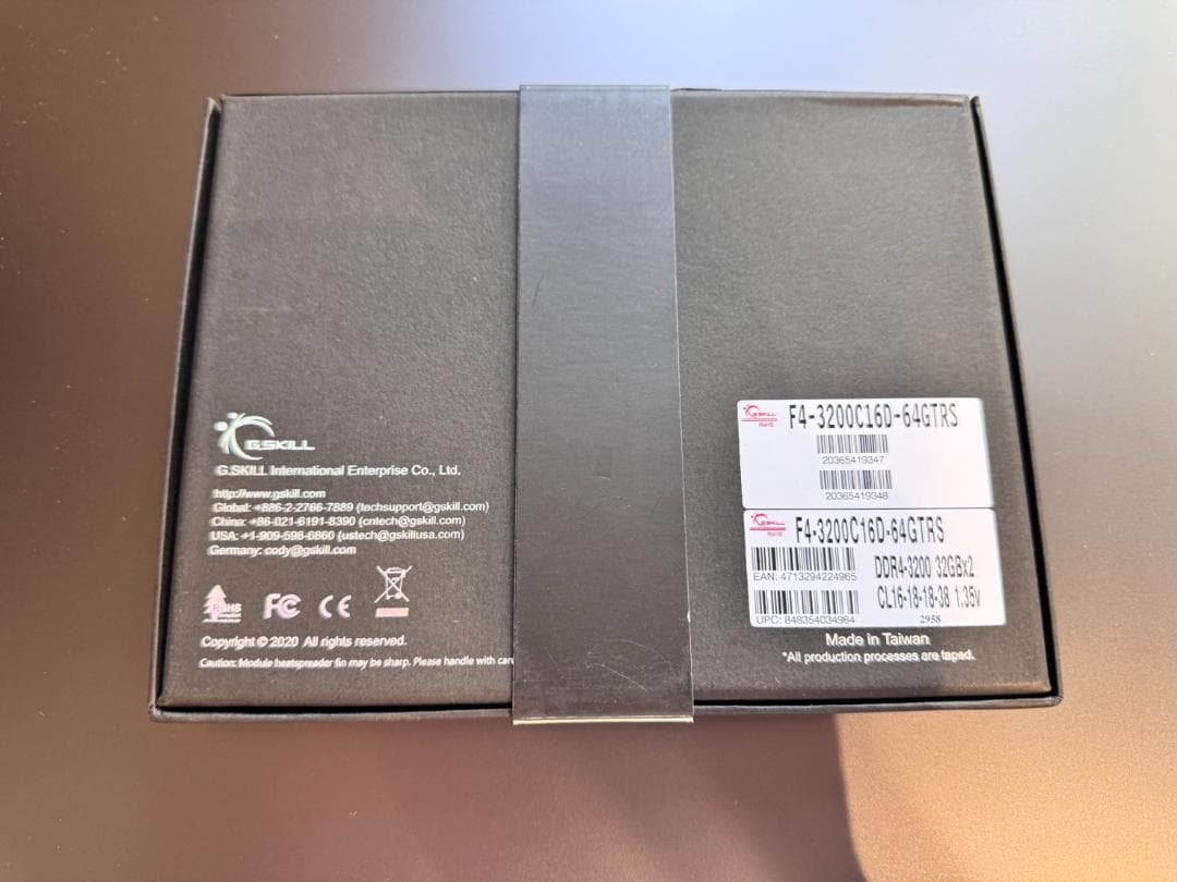 メモリー G.SKILL Trident Z  32GBx2 64GB