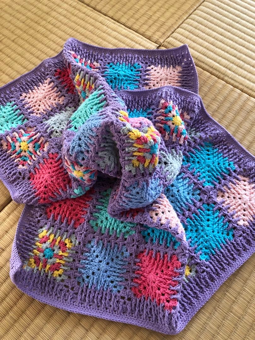 グラニースクエア  ブランケット　ひざ掛け　モザイクグラニー　ハンドメイド