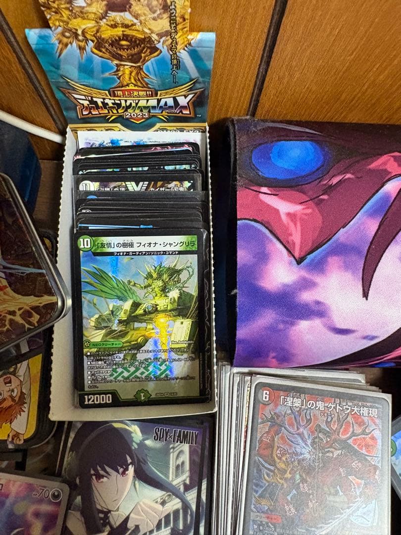 デュエマ引退品、まとめ売り、7デッキ、プレイマット、光り物1000枚ほど