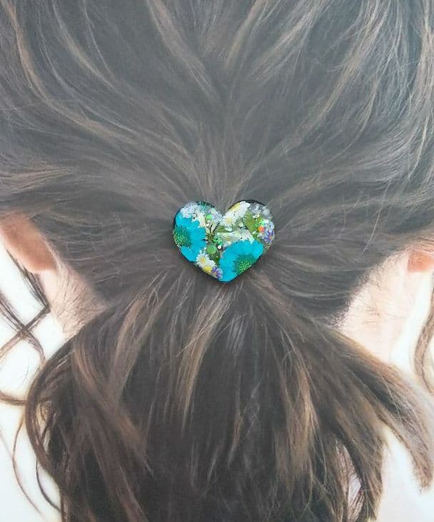 ブルーハートレジンヘアゴム ポニーフック変更可能。