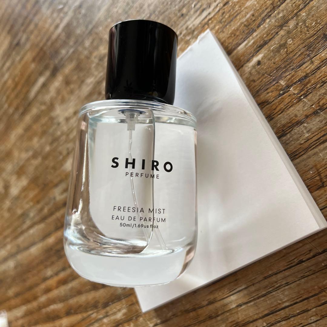 SHIRO フリージア 香水　ぺこぽこ