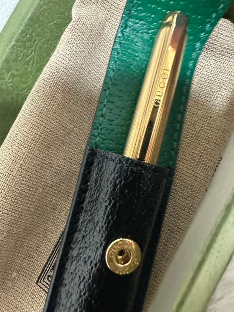 GUCCI ボールペン 本体 黒 レザー