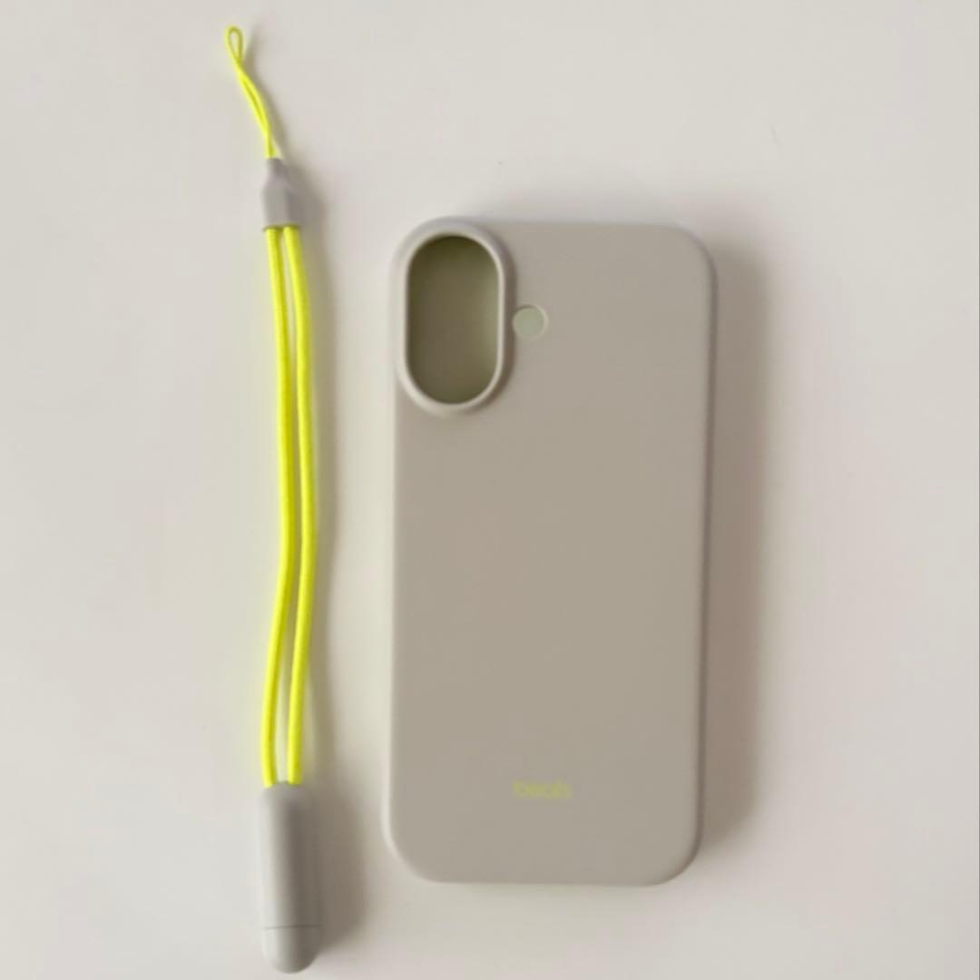 【美品】Beats iPhone17 ケース ライムストーン