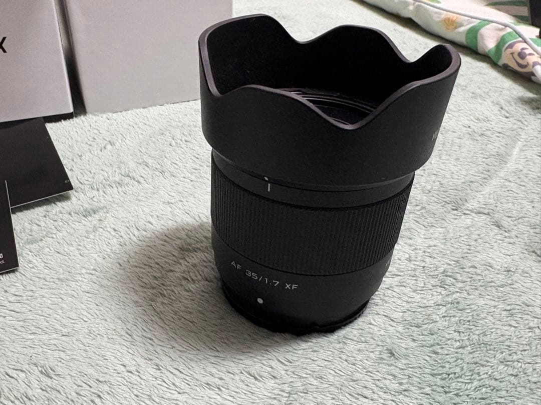 ひ*ち様 VILTROX AF 35mm F1.7 Xマウント　新品購入屋外で2