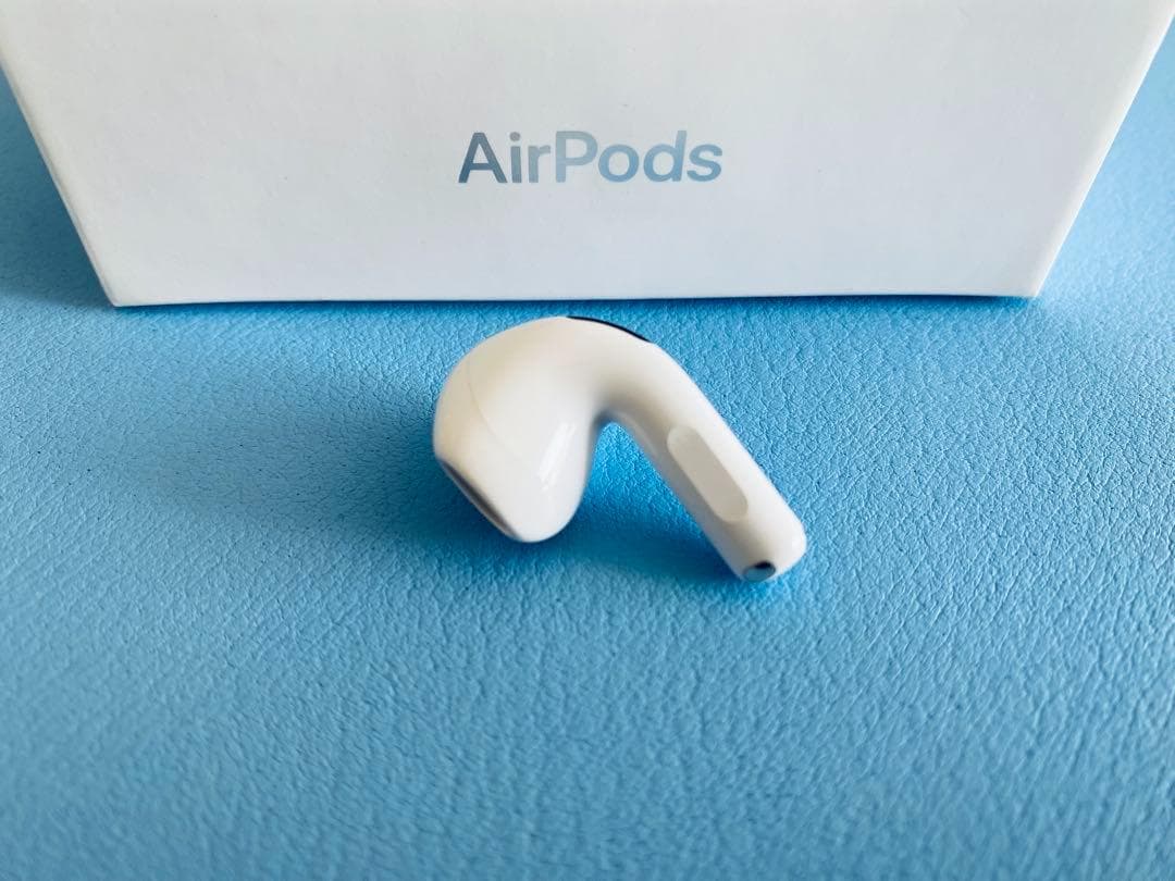 AirPods 第4世代 L片耳 左耳のみ イヤホン A3053 EEII