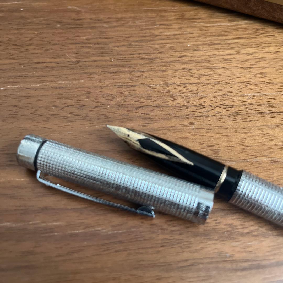 Targa by Sheaffer 万年筆 シルバー・ブラック