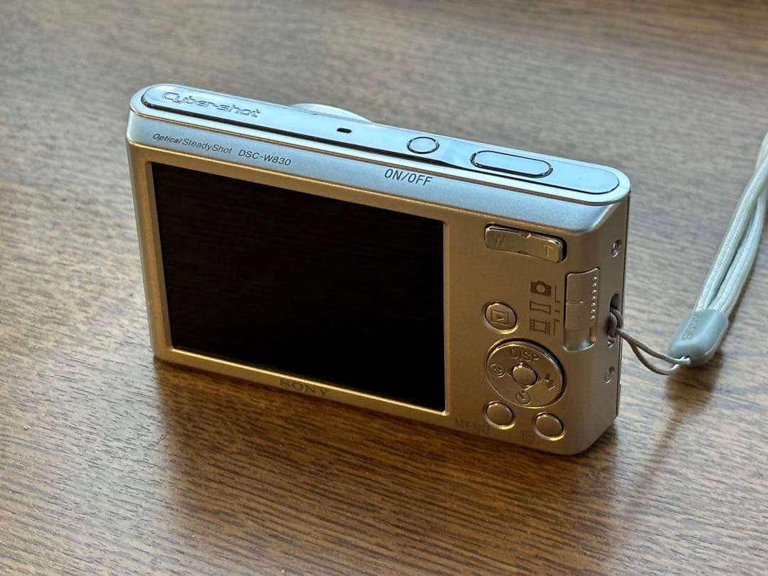 SONY Cyber-shot 20.1MP コンパクトデジタルカメラ