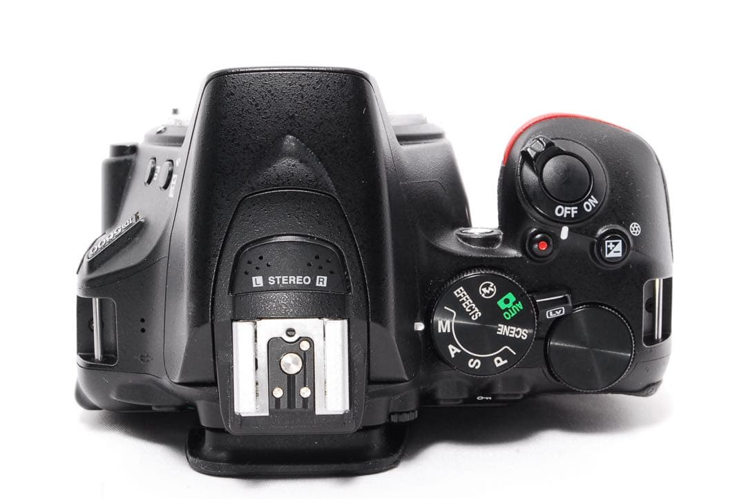 Nikon D5600◆WiFi転送◆すぐ使える◆一眼レフカメラ◆高性能AF-P