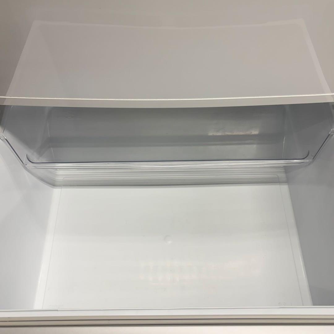 891 三菱　未使用品　冷蔵庫　大型　3ドア　300L強 右開き　保証付　関東圏