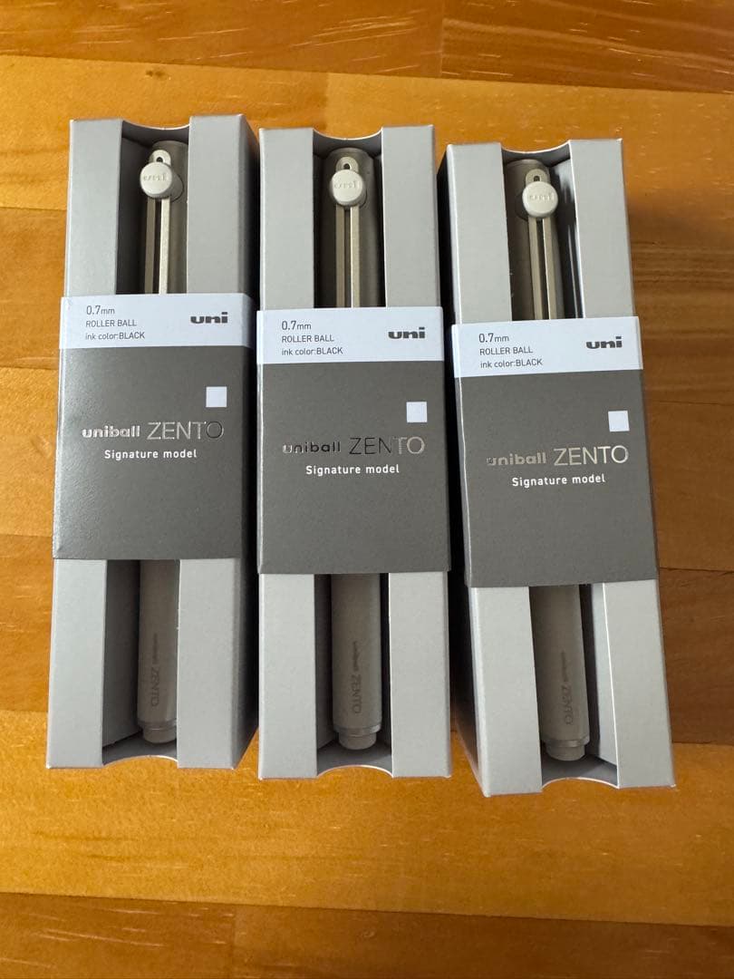 uniball ZENTO シグネチャーモデル シャンパンゴールド 0.7mm
