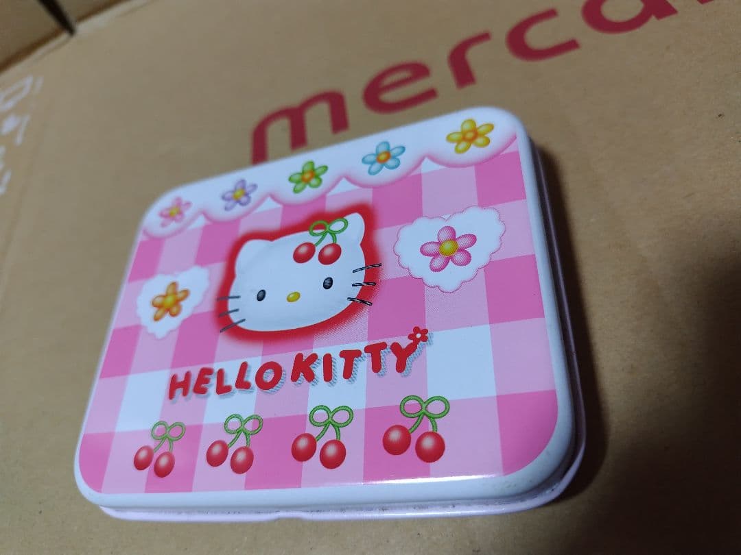 サンリオ　キティ　さくらんぼ　メモ